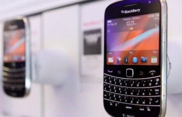 Farewell, BlackBerry smartphone!