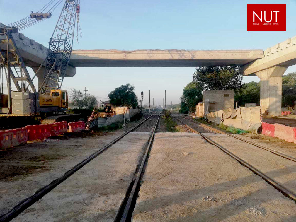 CEO CBD Punjab Strees Walton Railway Crossing Flyover Project Toward Triumph